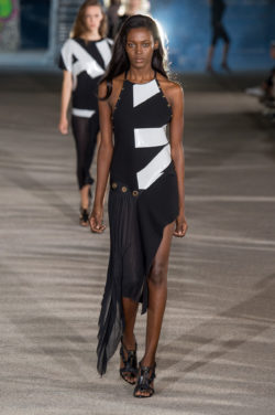 © CatwalkPictures, Etienne Tordoir, Anthony Vaccarello SS2015.