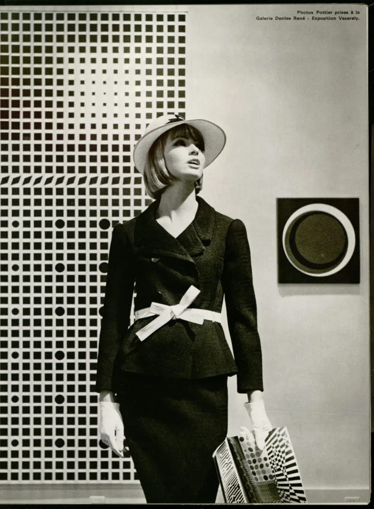 Leçon de Mode 13. Mode, kunst en politiek: gevaarlijke verhouding of onwaarschijnlijk huwelijk?