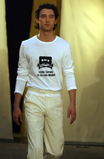 © CatwalkPictures, Etienne Tordoir, OWN SS 2002